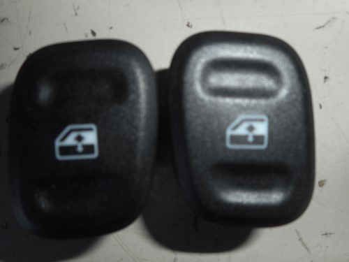 Interruttore alzacristalli porta ant sx.