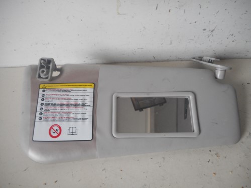 Aletta parasole parabrezza dx. 