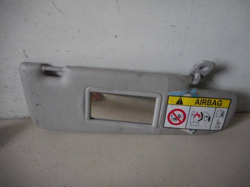 Aletta parasole parabrezza dx. 