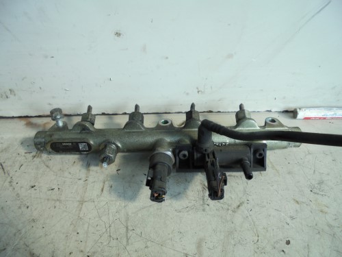 Distributore carburante 