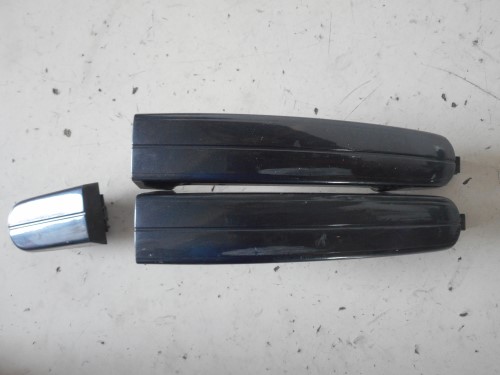 Maniglia porta ant. sx. Maniglia porta ant. sx.