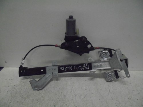 Alzacristallo elettr. porta ant. dx. Alzacristallo elettr. porta ant. dx.