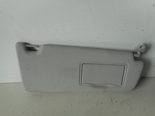 Aletta parasole parabrezza  dx. 