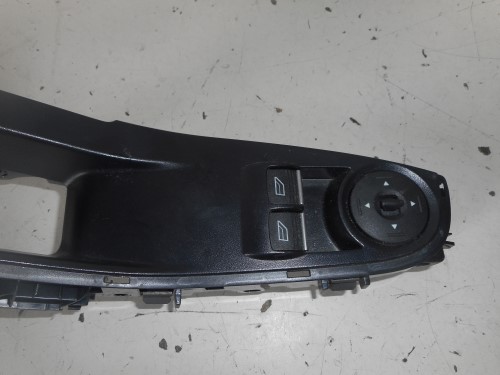 Interruttore alzacristalli porta ant Interruttore alzacristalli porta ant