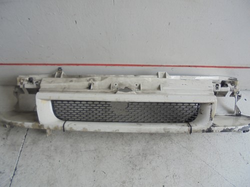 Traversa paraurti ant. 