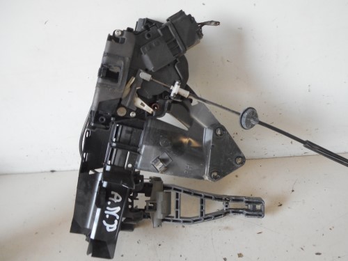 Serratura porta ant.  dx. 