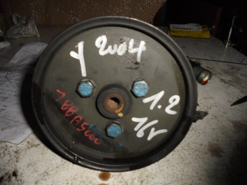 Pompa servosterzo-rotazione 