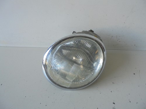 Proiettore  sx.