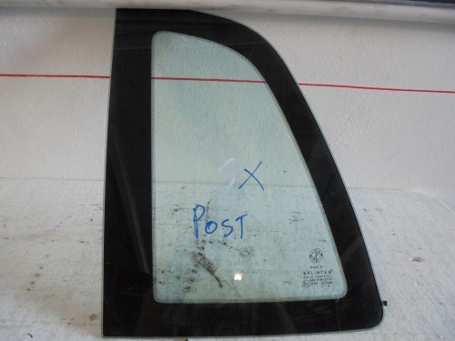 Fisso atermico parafango post.  sx.