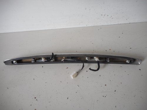 Maniglia portello post. Maniglia portello post.