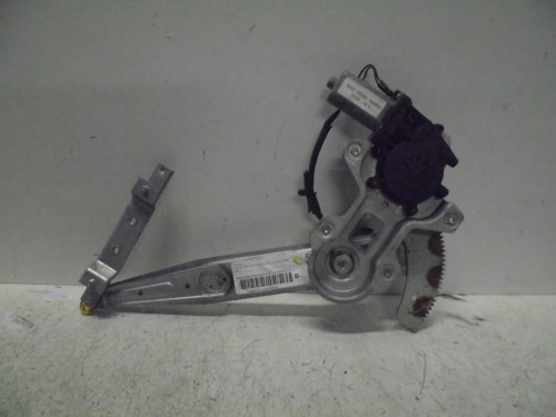 Alzacristallo elettr. porta post. con motorino sx.