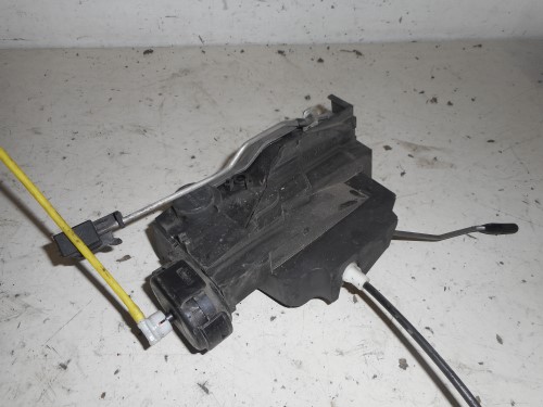 Serratura porta ant.  dx. 