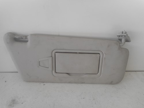 Aletta parasole parabrezza dx. 