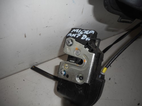 Serratura porta ant.  dx. 