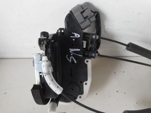 Serratura porta ant.  sx.