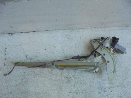 Alzacristallo elettr. porta ant.  sx.