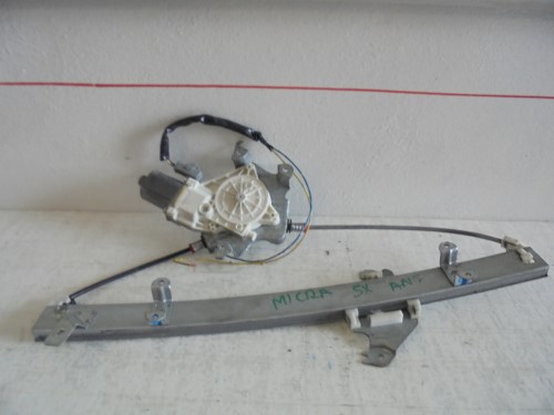 Alzacristallo elettr. porta ant. sx. Alzacristallo elettr. porta ant. sx.