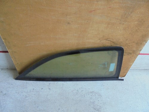 Fisso atermico parafango post.  dx. 