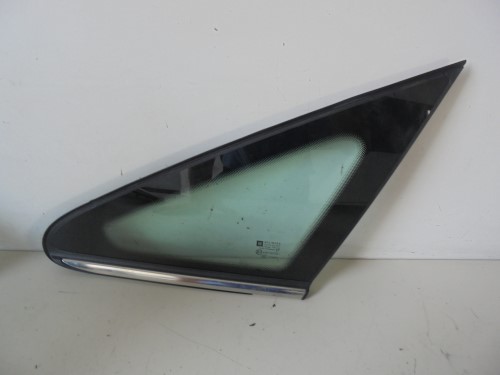 Fisso parafango ant.  sx.