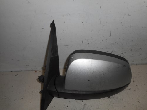 Retrovisore est.  sx.