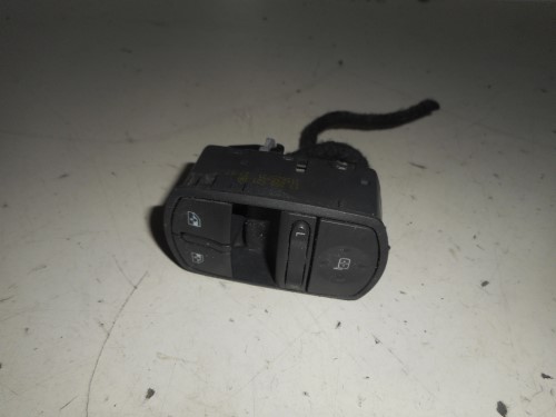 Interruttore alzacristalli porta ant 