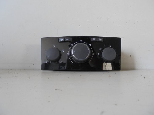 Blocco comando climatizzazione Blocco comando climatizzazione