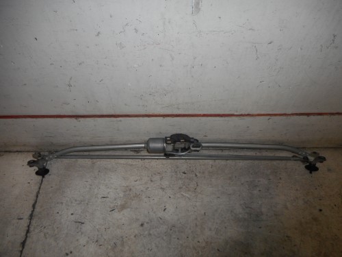 Meccanismo tergiparabrezza con motorino 