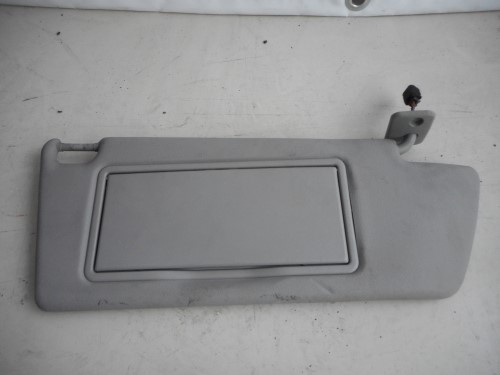 Aletta parasole parabrezza dx. 