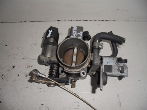 Corpo farfallato Corpo farfallato