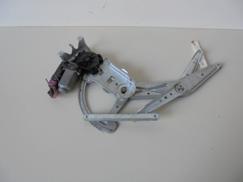 Alzacristallo elettr. porta ant.  dx. 