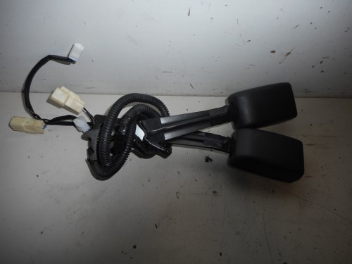 Aggancio cintura di sicurezza ant.  dx. 