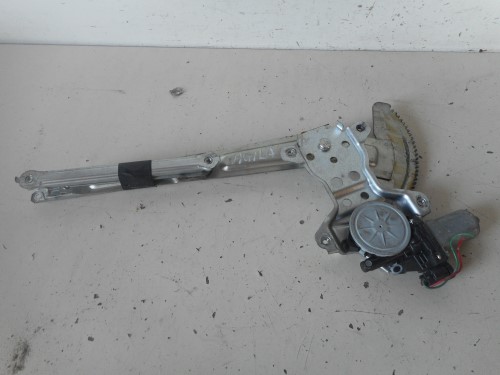 Alzacristallo elettr. porta ant. sx. Alzacristallo elettr. porta ant. sx.