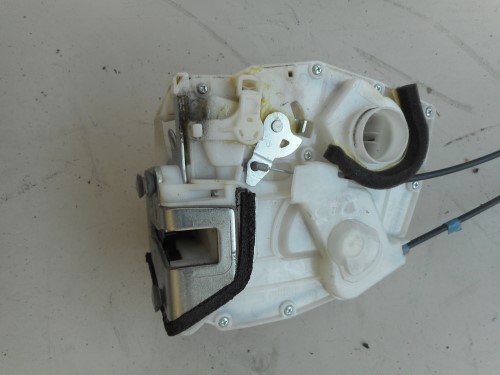 Serratura porta post.  dx. 