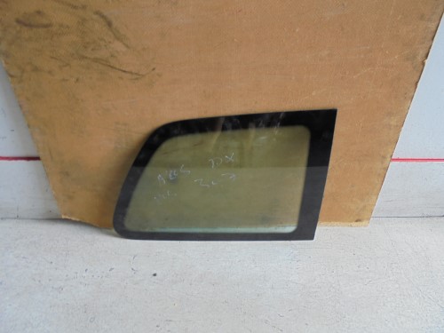 Fisso atermico parafango post.  dx. 