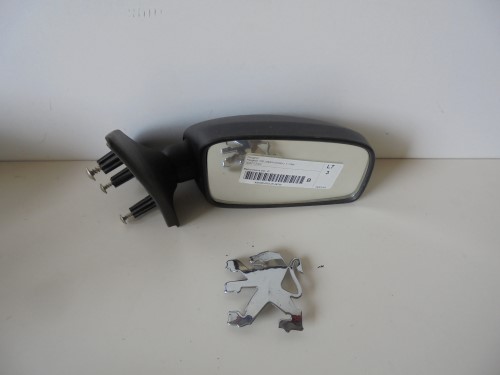 Retrovisore est.  dx. 