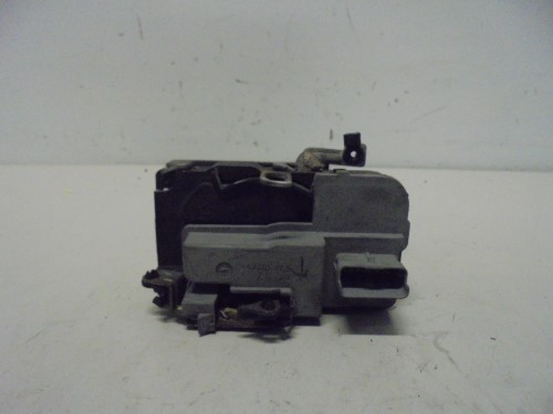 Serratura porta ant.  dx. 