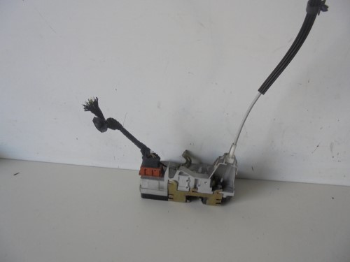 Serratura porta post.  sx.