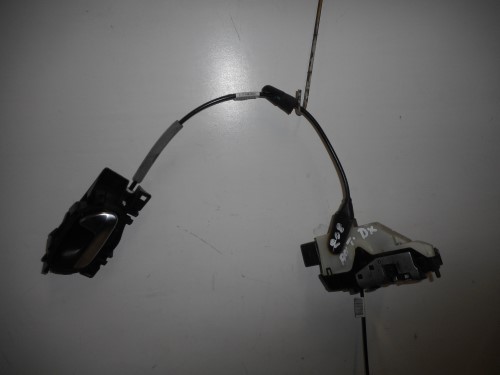 Serratura porta ant.  dx. 