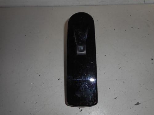 Interruttore alzacristalli porta ant sx.