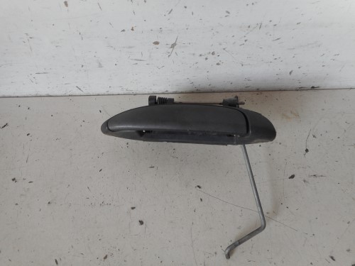 Maniglia porta ant.  sx.