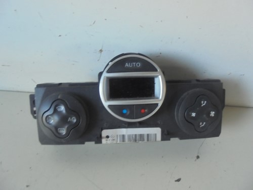 Blocco comando climatizzazione Blocco comando climatizzazione