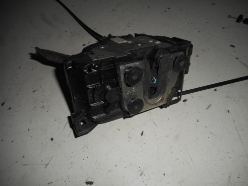 Serratura porta ant.  dx. 