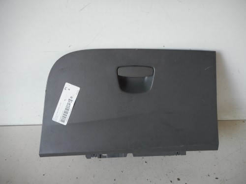 Cassetto portaoggetti inf. plancia 