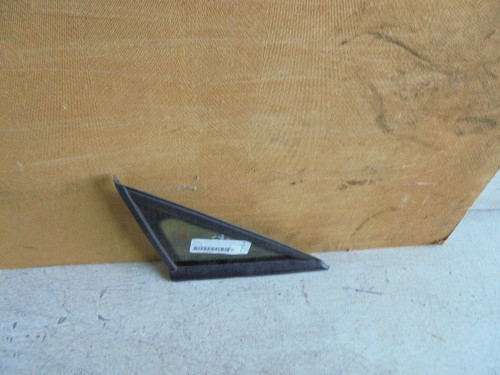 Fisso parafango ant.  dx. 