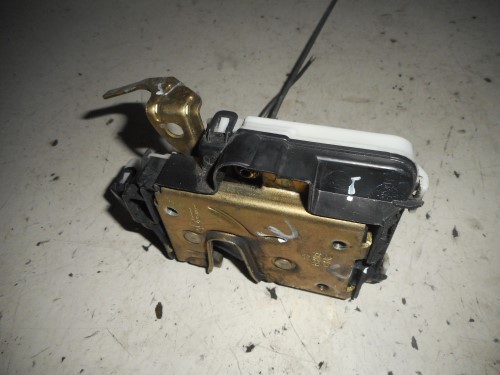 Serratura porta ant.  dx. 