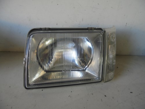 Proiettore  sx.