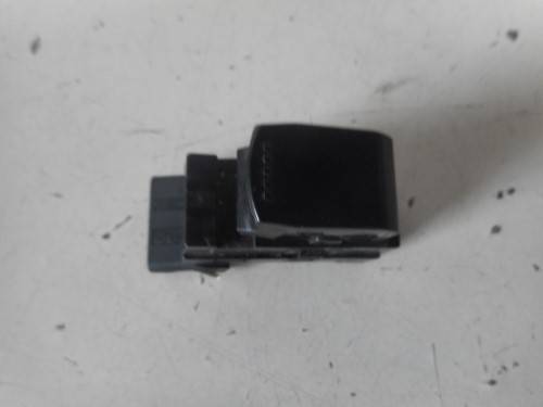 Interruttore alzacristalli porta ant  sx.