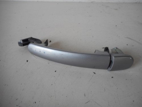 Maniglia porta ant.  sx.