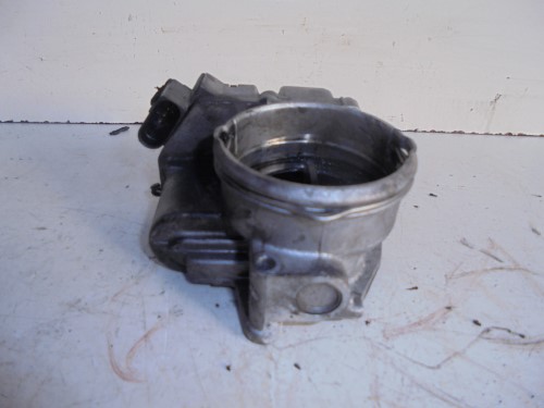 Corpo farfallato Corpo farfallato