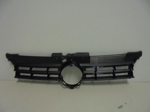 Griglia centr. paraurti ant. Griglia centr. paraurti ant.